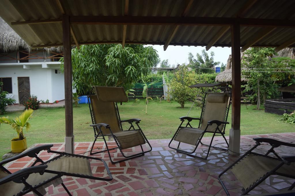 Palomino Breeze Hostal Exterior photo
