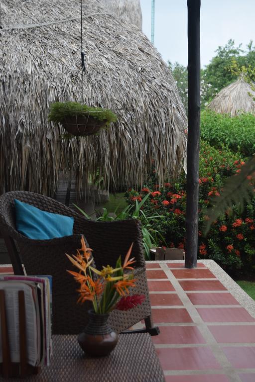 Palomino Breeze Hostal Exterior photo