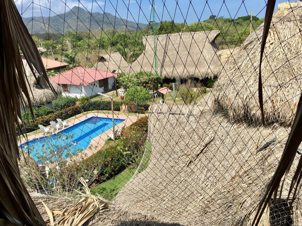 Palomino Breeze Hostal Exterior photo